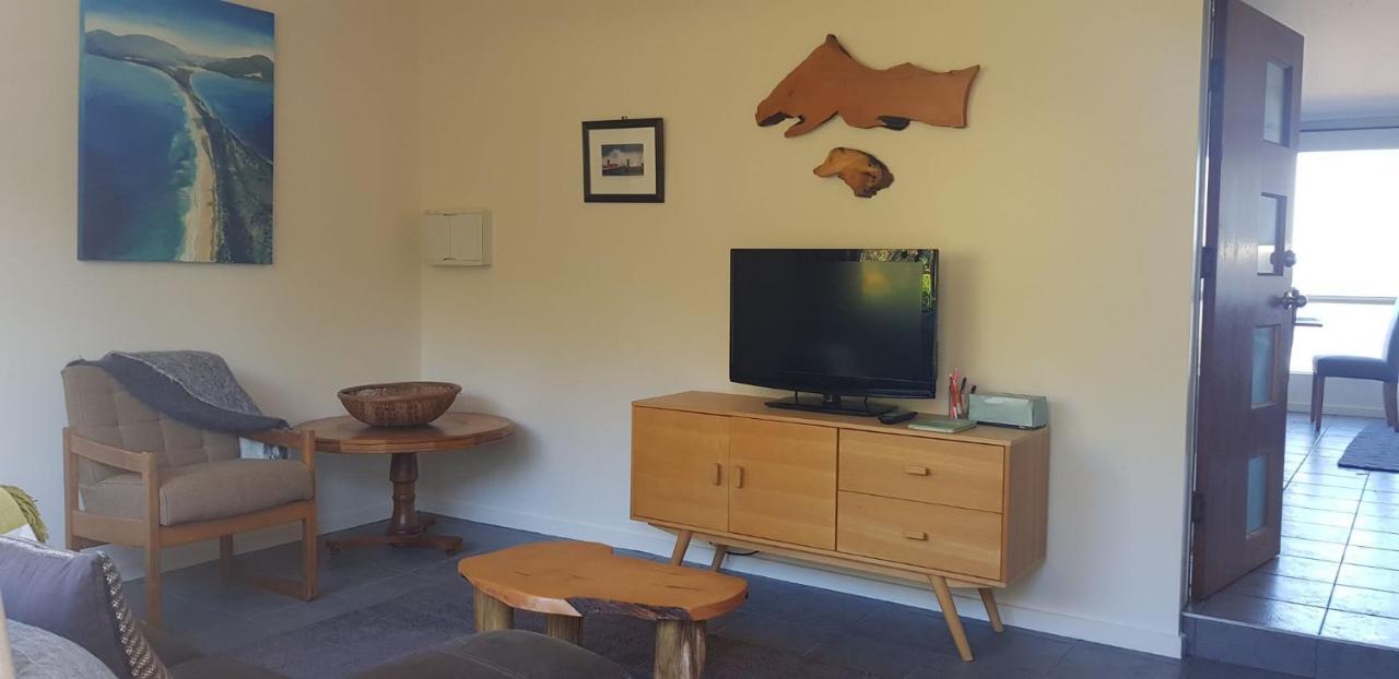 Discover Bruny Island Holiday Accommodation Alonnah Exterior photo