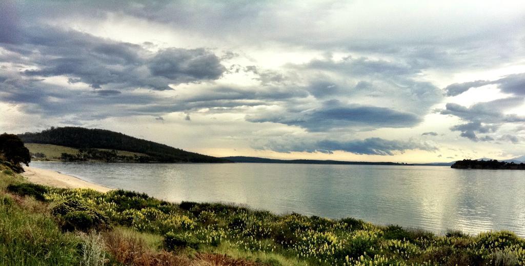Discover Bruny Island Holiday Accommodation Alonnah Exterior photo