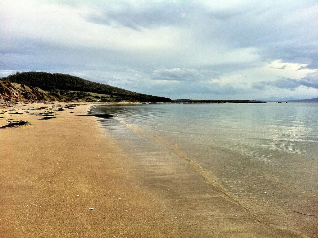 Discover Bruny Island Holiday Accommodation Alonnah Exterior photo