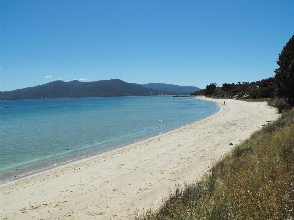 Discover Bruny Island Holiday Accommodation Alonnah Exterior photo