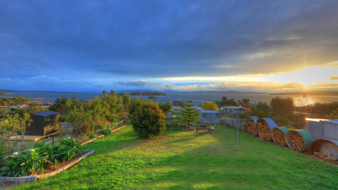 Discover Bruny Island Holiday Accommodation Alonnah Exterior photo